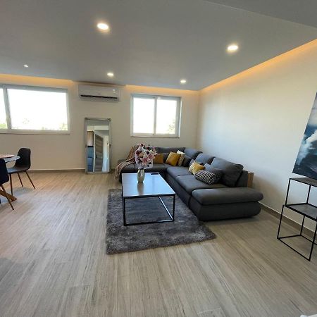 Ana Seafront Haven Apartment Gzira Bagian luar foto